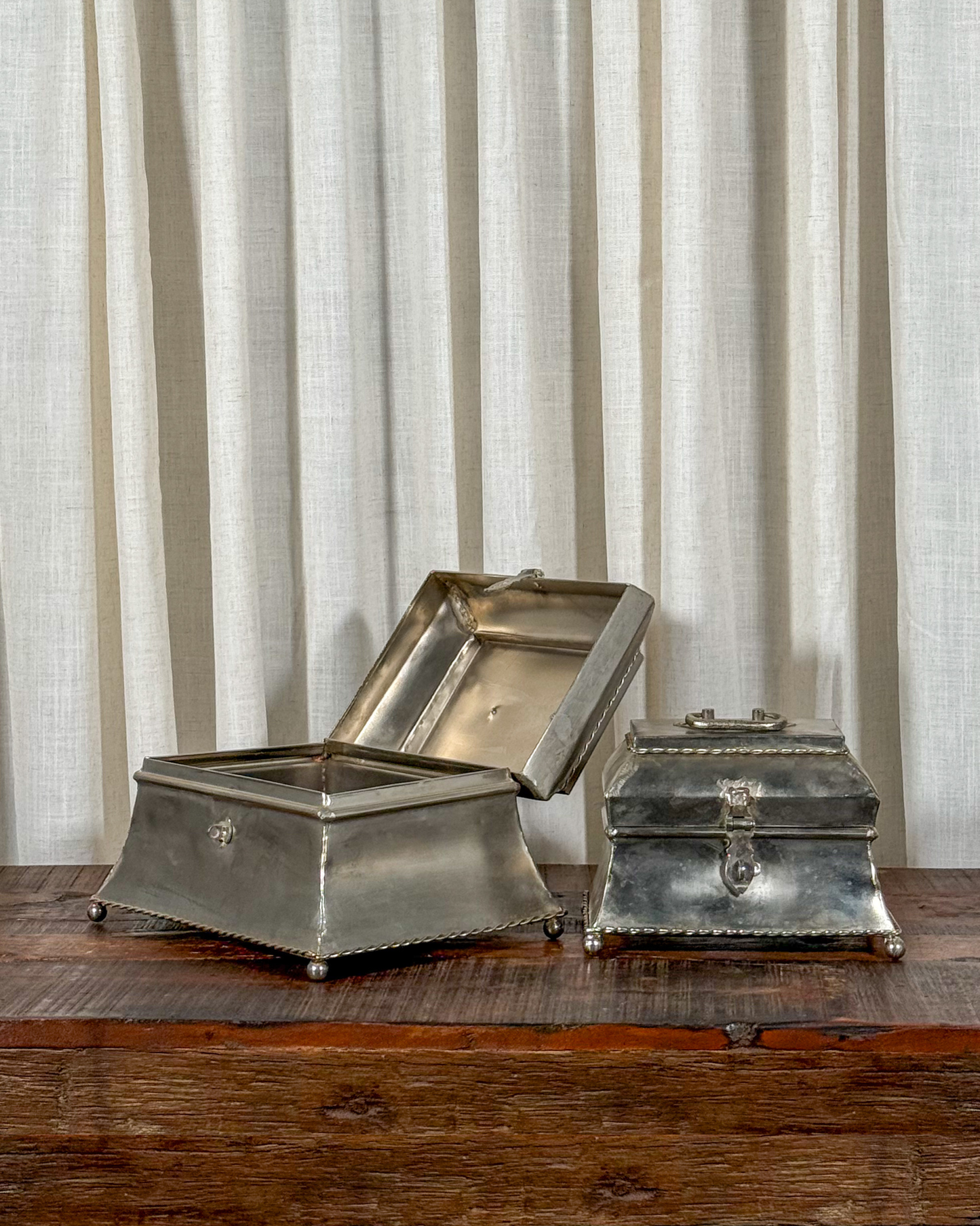 Metal Nesting Boxes (Set of 2)